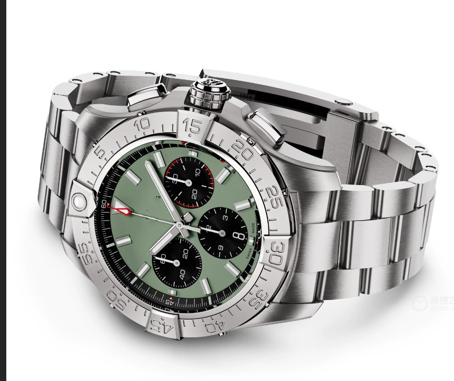 Breitling Avenger 6